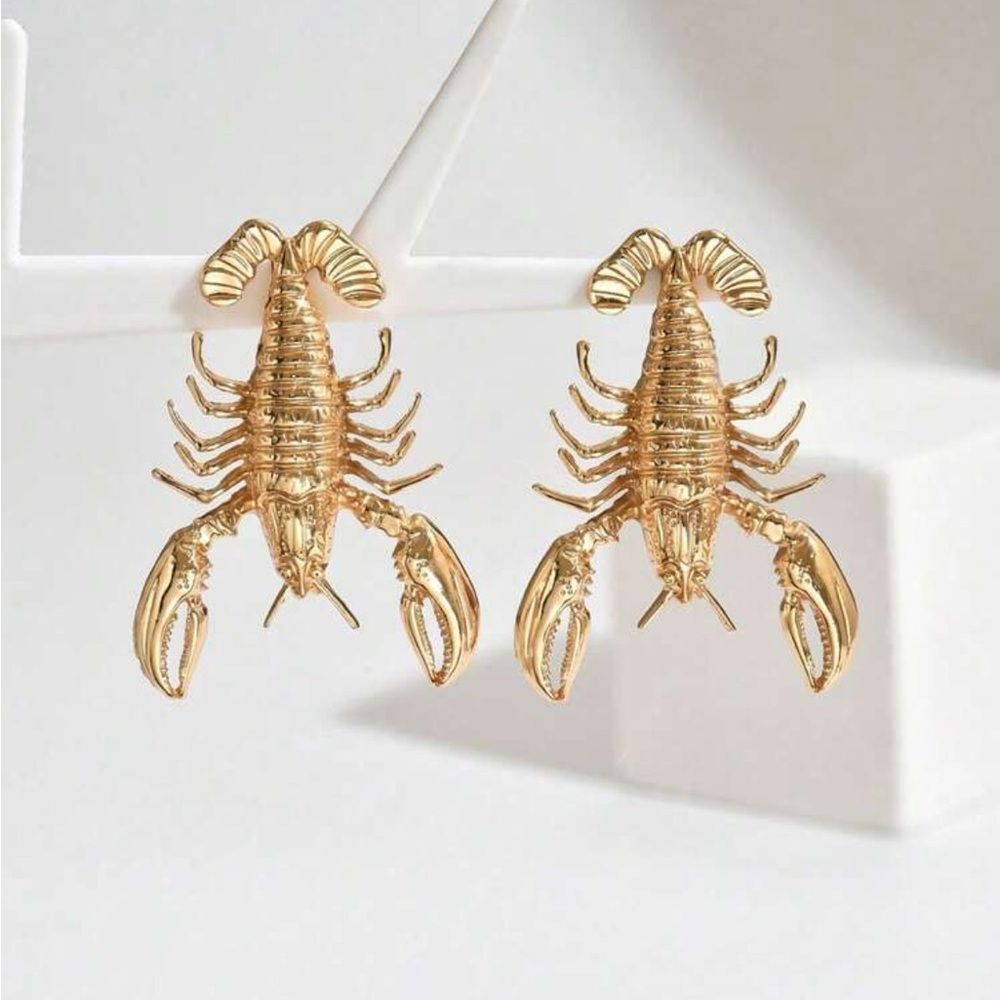 Gold Scorpion Statement Earrings R308 - Picture 2 of 2